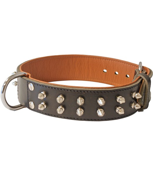 Halsband pyramide luxe donkerbruin 40mm/60cm